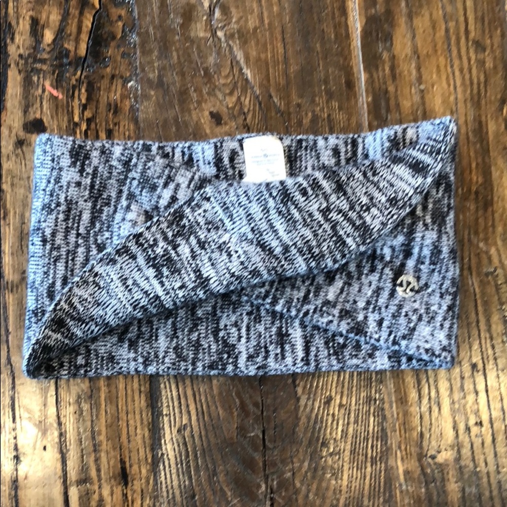 Lululemon ear warmers